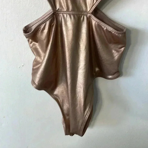 Aerie boho metalic cut out swim suit - Picture 3 of 8